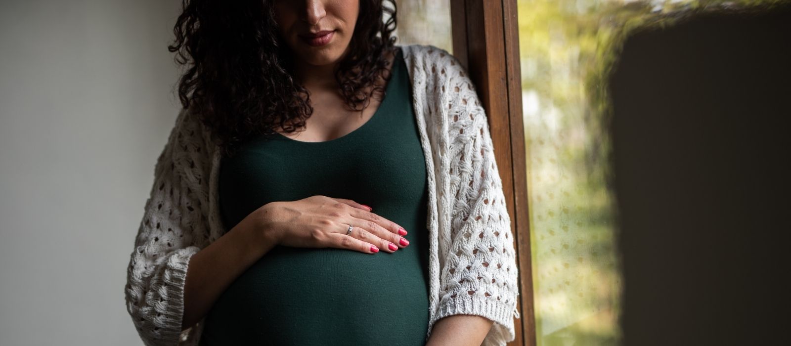 Why Is My Hair Falling Out After Pregnancy? Everything About Postpartum Hair Loss